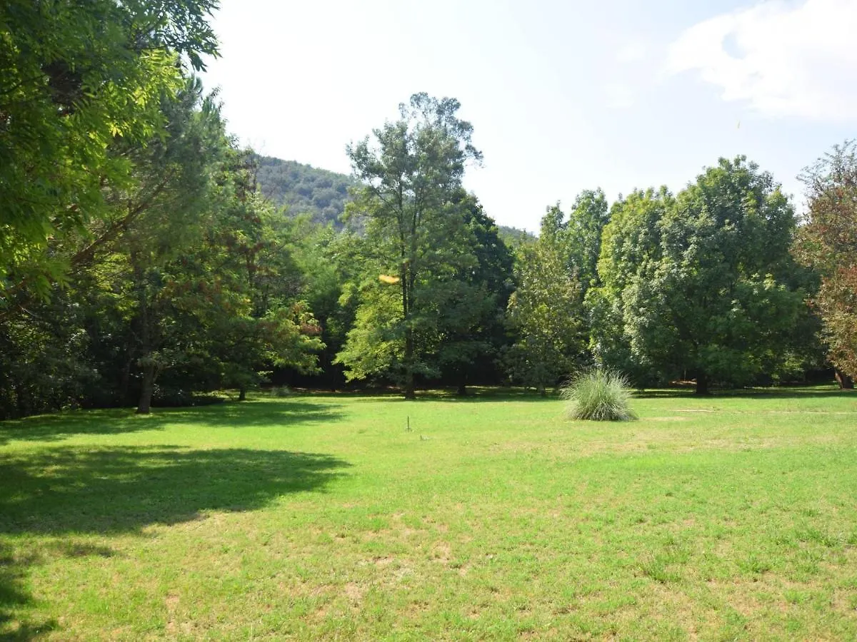 Peaceful Vacation Home With Pool In Ardeche Lalevade-dʼArdèche Casa de Férias